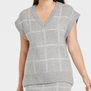 Women's V-Neck Sweater Vest - A New
Day™ Color Gray Windowpane SIZE M.  NWOT